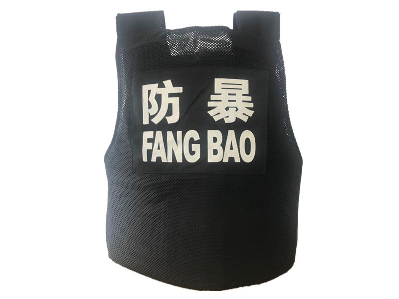 交警們執(zhí)勤時(shí)，為什么要穿上“馬夾”固安防刺服呢？